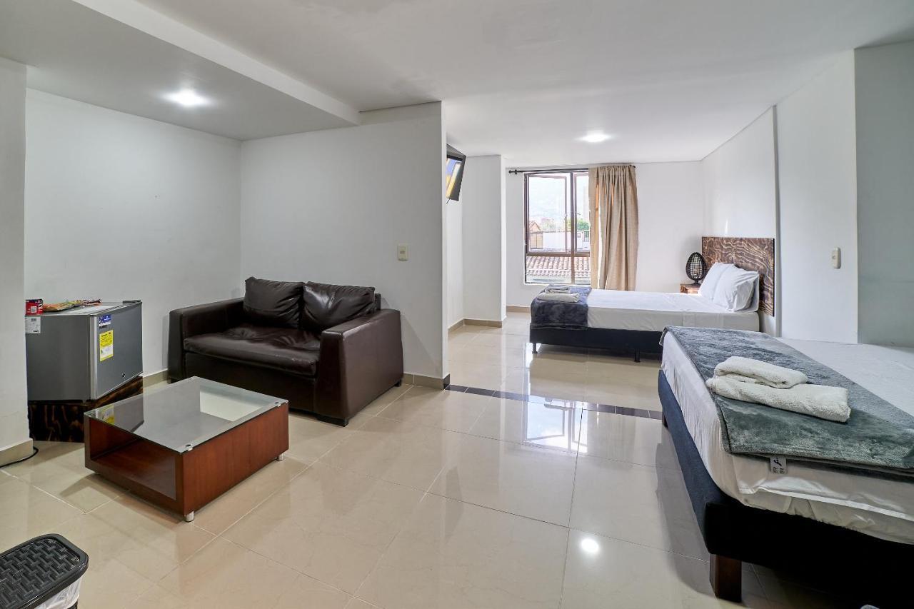 Farum Hotel Medellin Exterior photo