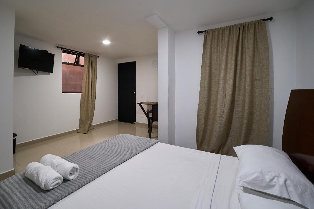 Farum Hotel Medellin Exterior photo