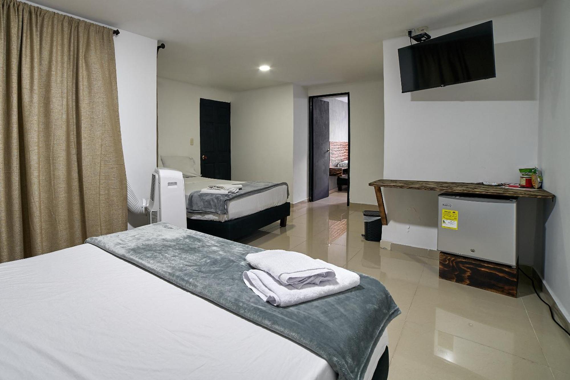 Farum Hotel Medellin Exterior photo